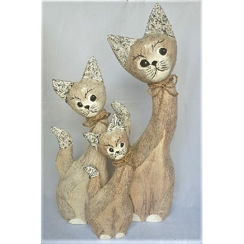 Cats Swirl Tail Up
