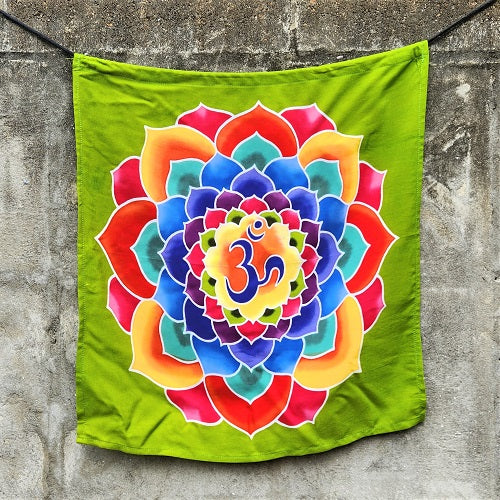 AF037 Mandala Om Small