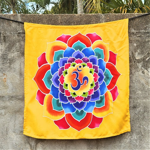 AF037 Mandala Om Small