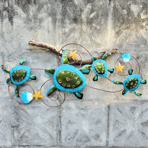 Turtle Family Wire Detail