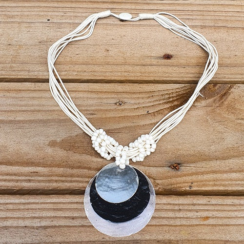 Capize Shell Necklace 2 Colour