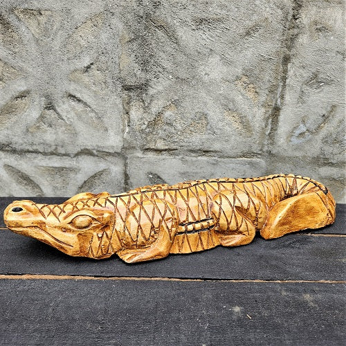 Crocodile Carved Antique